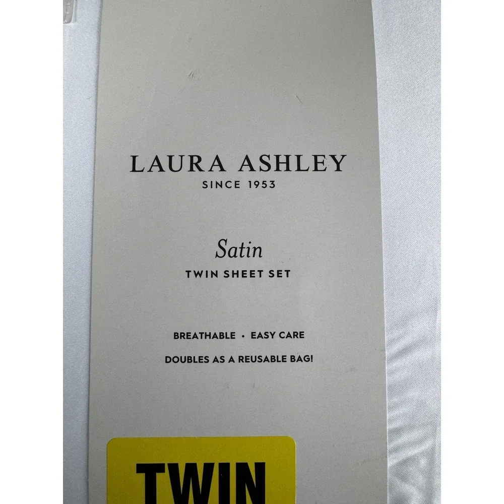 Laura Ashley Satin Twin Sheet Set‎ Classic White Tinsley Cottage Shabby Country